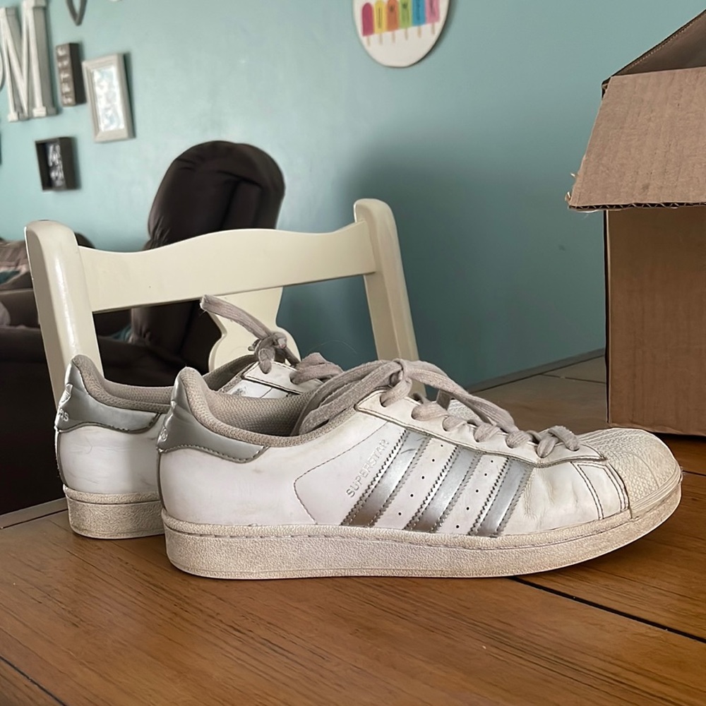 adidas superstars